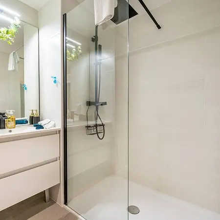 Juan Les Pins Two Bed Access Antibes